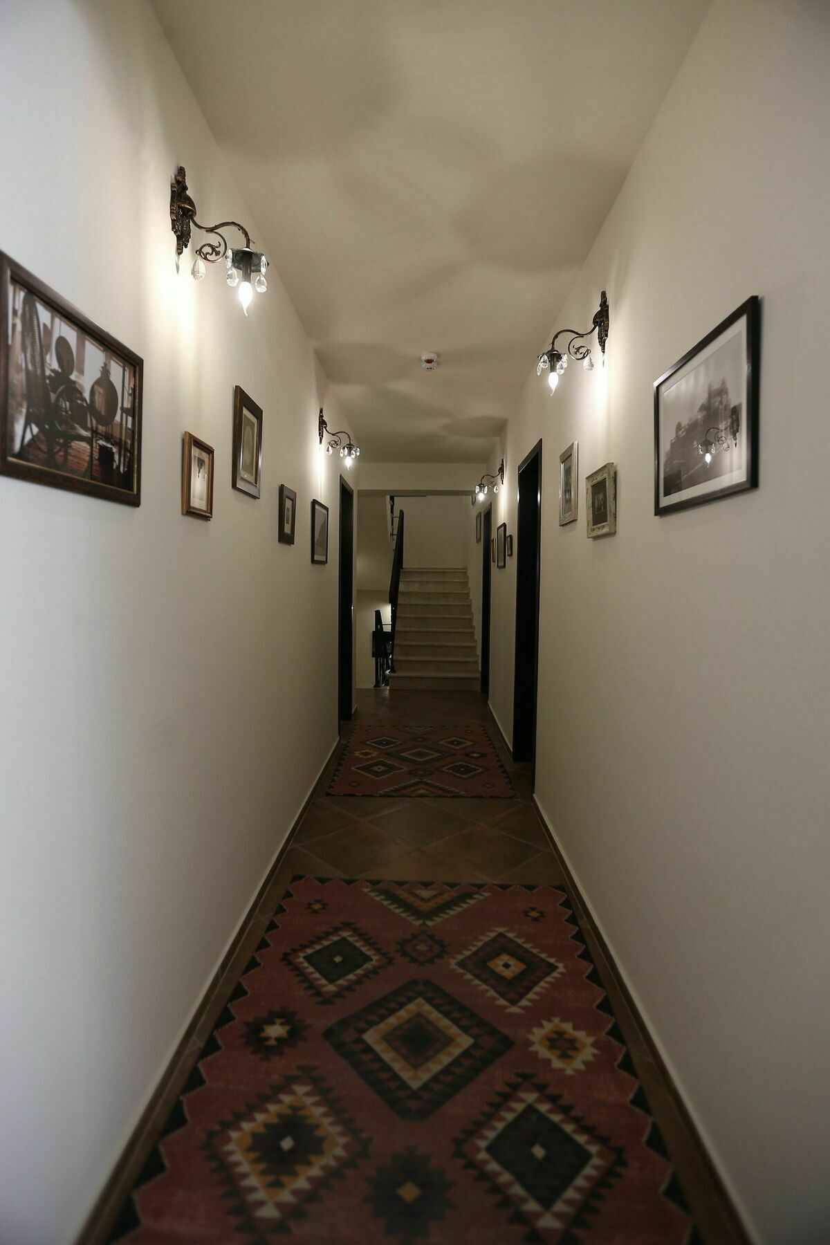 Le Caucase Tbilisi Luaran gambar